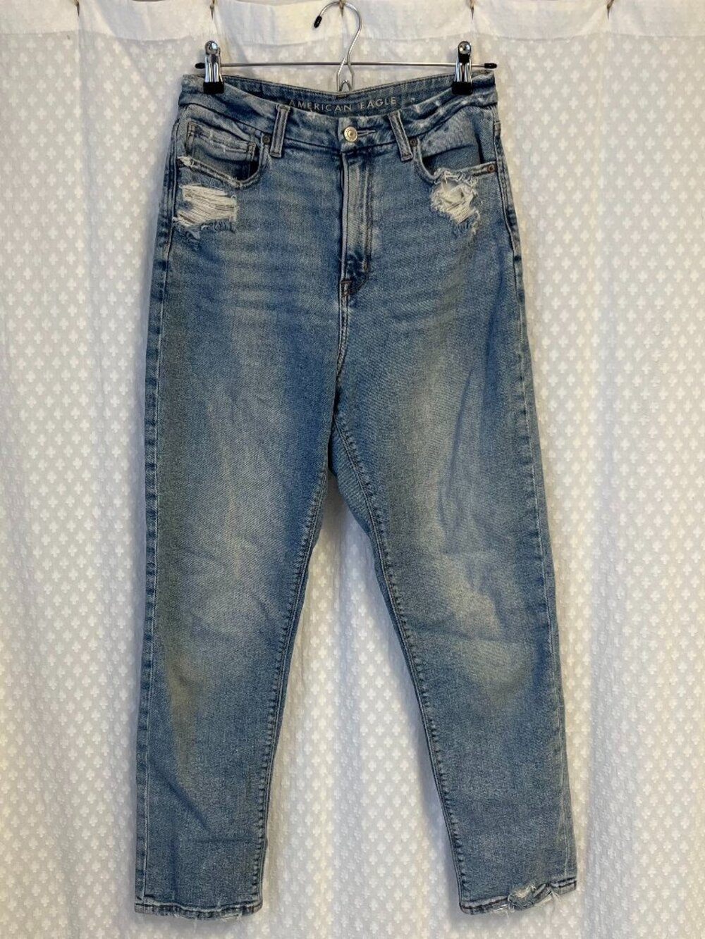 American Eagle High Rise Stretch Mom Straight Jeans Distressed Medium Wash 6